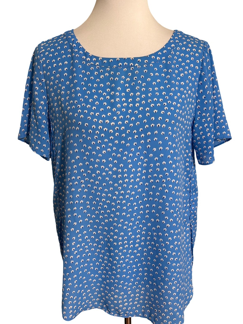 Banana Republic Blue Short Sleeve Dot Print Blouse